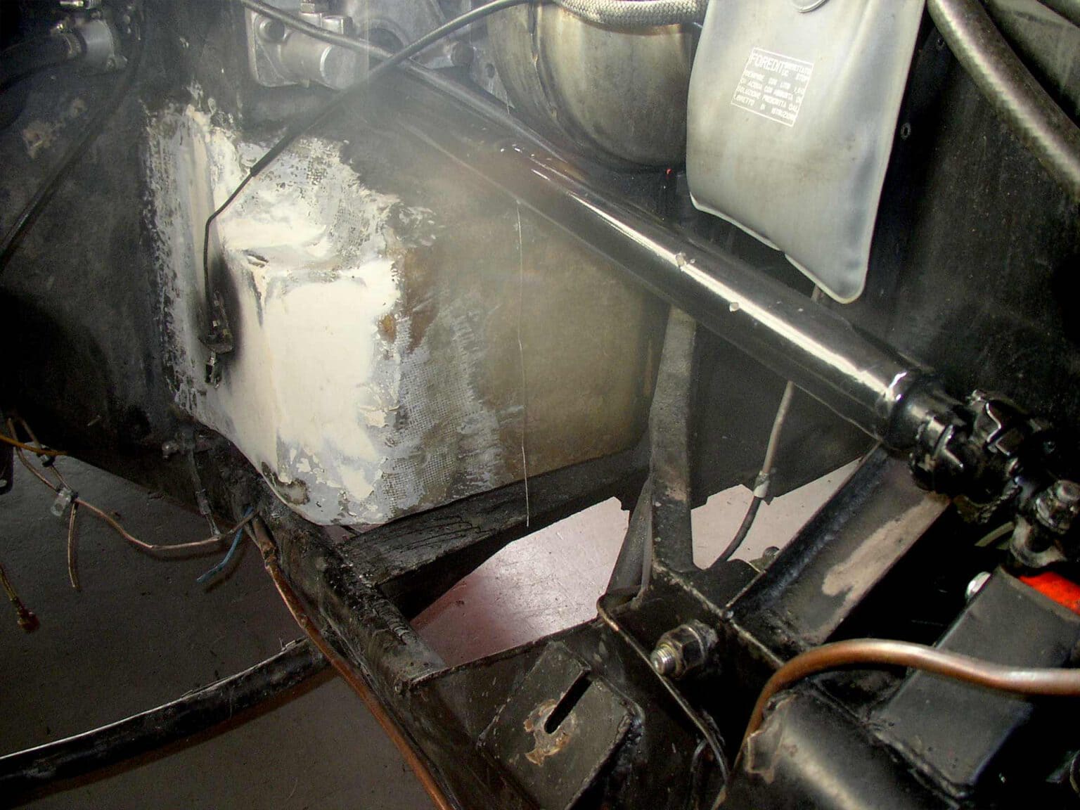 Ferrari 275 GTB - schwere Beschädigung durch Explosion