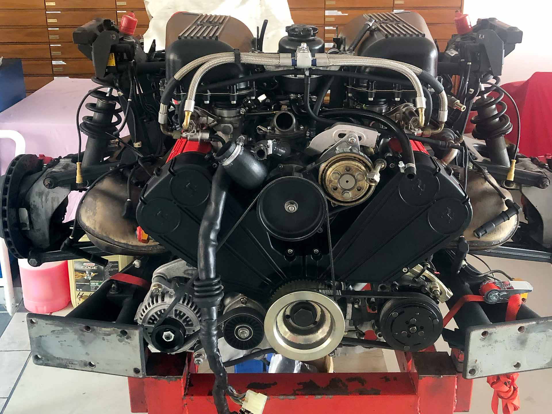 Ferrari F355 service engine inspection