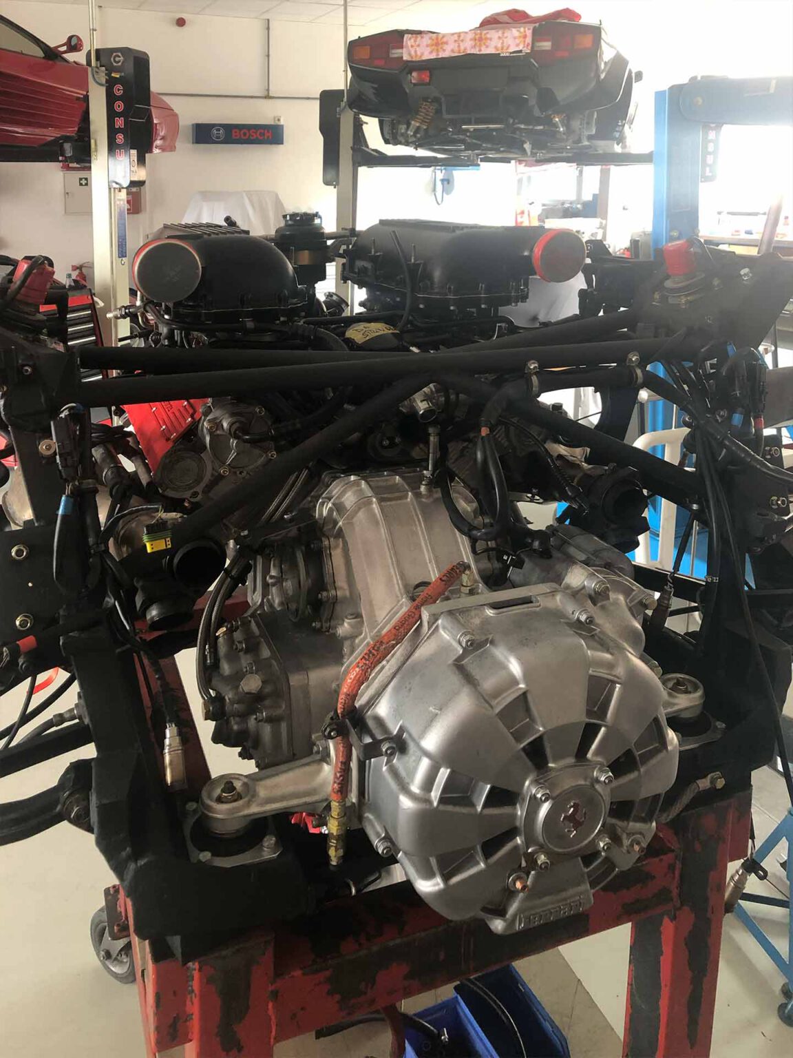 Ferrari F355 Service Motor Inspektion
