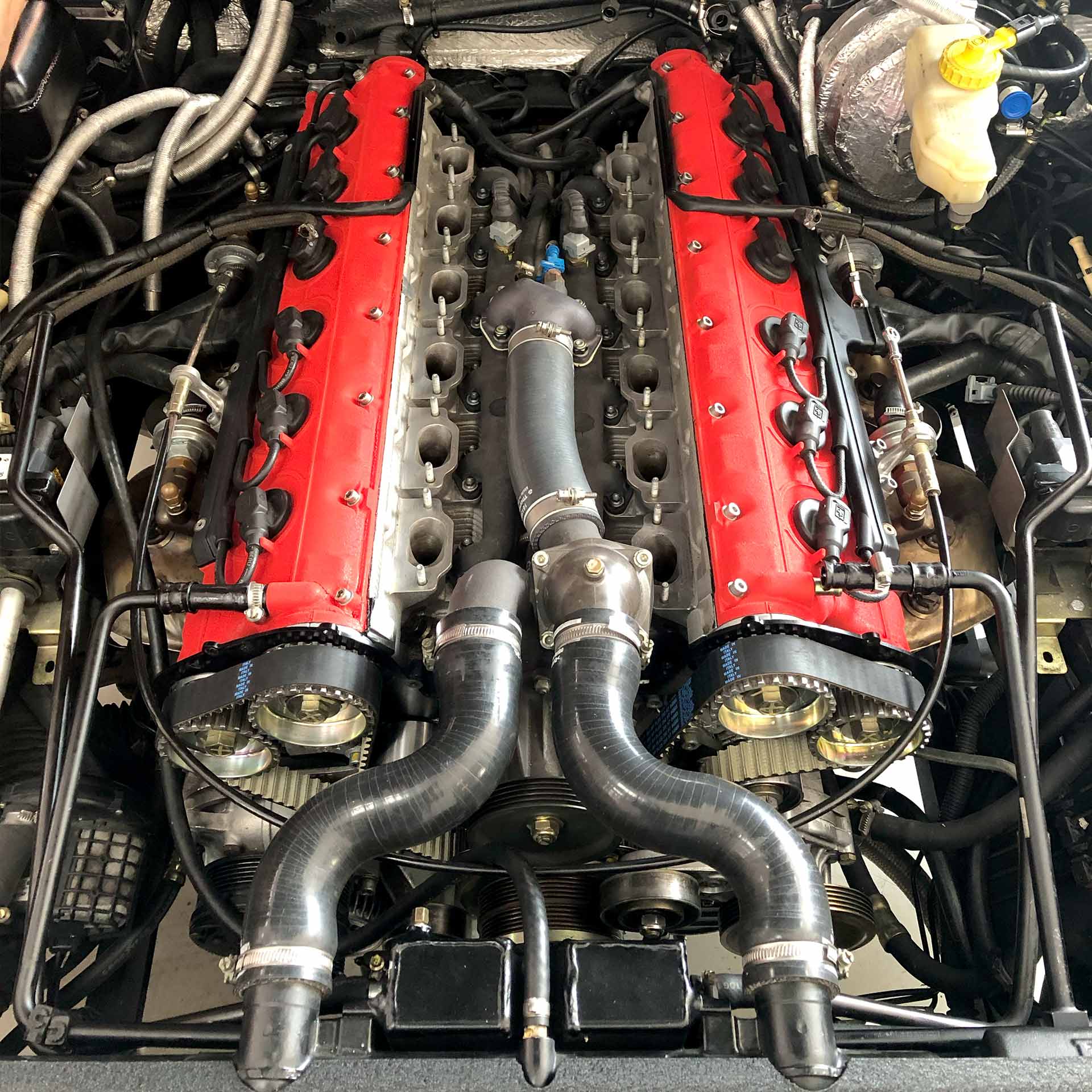 Ferrari F575 Motor Service 12 Zylinder