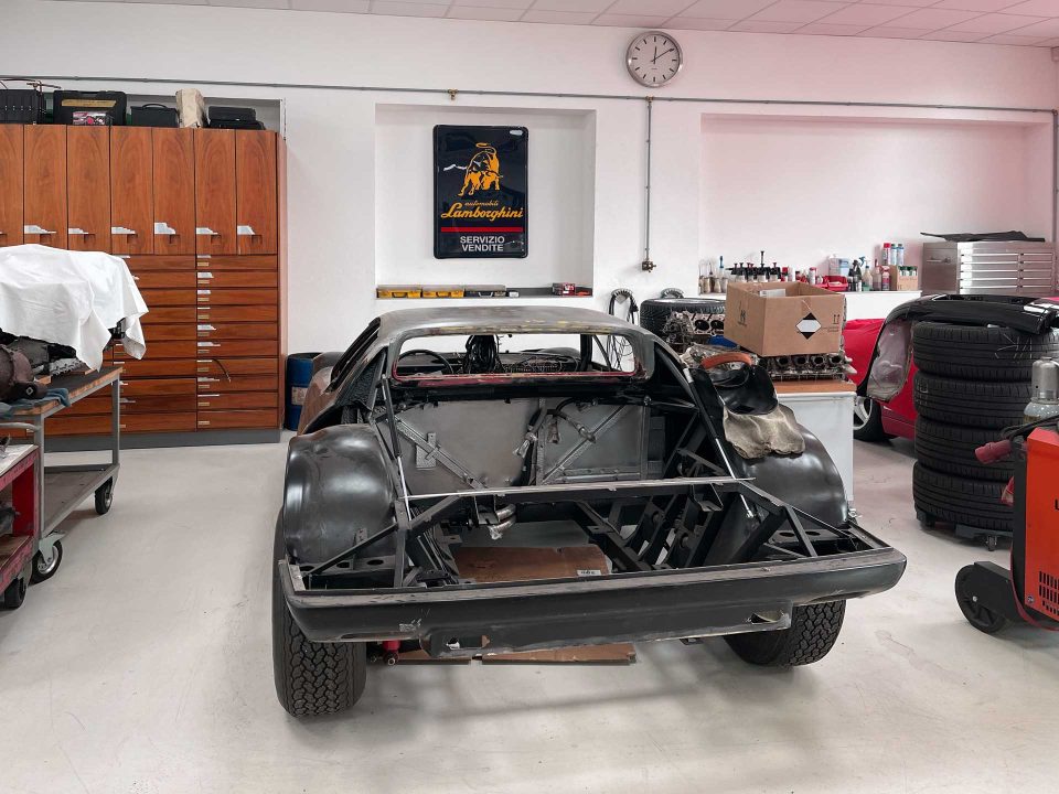 FEHR car workshop
